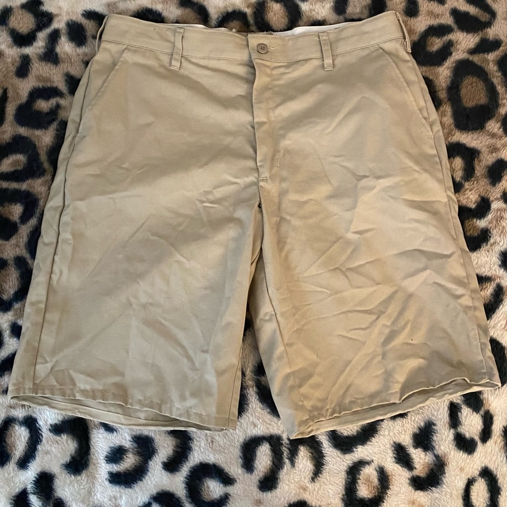 Men’s Work Shorts Khaki Color Size 38 Redkap